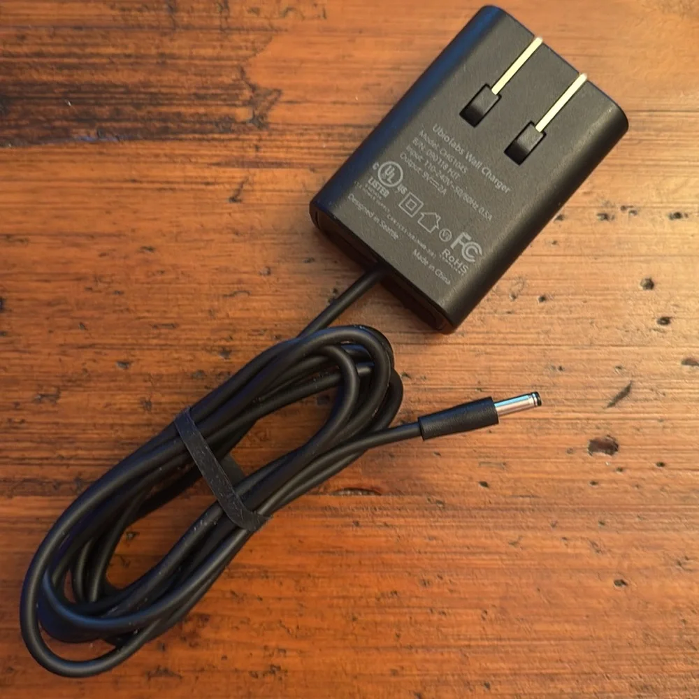 Ubio Labs Wireless High-Speed Cell Phone Charging Pad